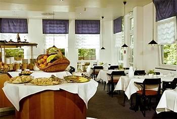 Intercityhotel Hotel 4*