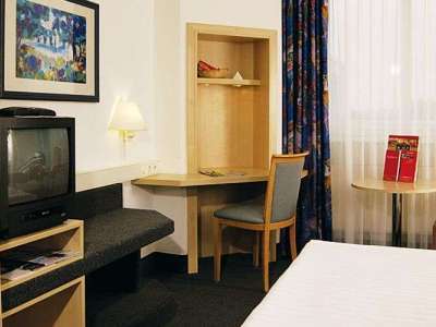 Hotel Intercityhotel 4*